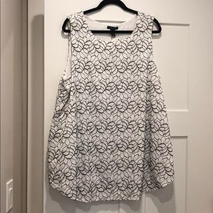 NWT Alfani PLUS A-Line Black and White Lace Tank